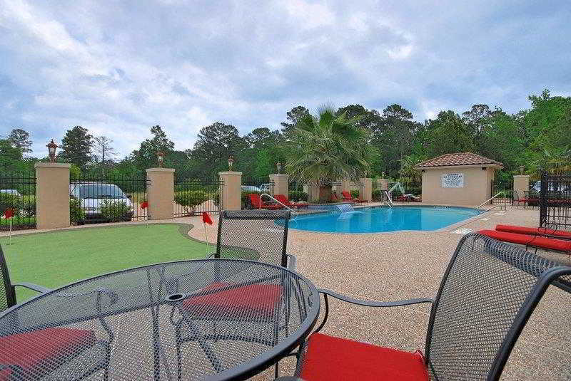 Best Western Plus Crown Colony Inn & Suites Lufkin Exterior foto