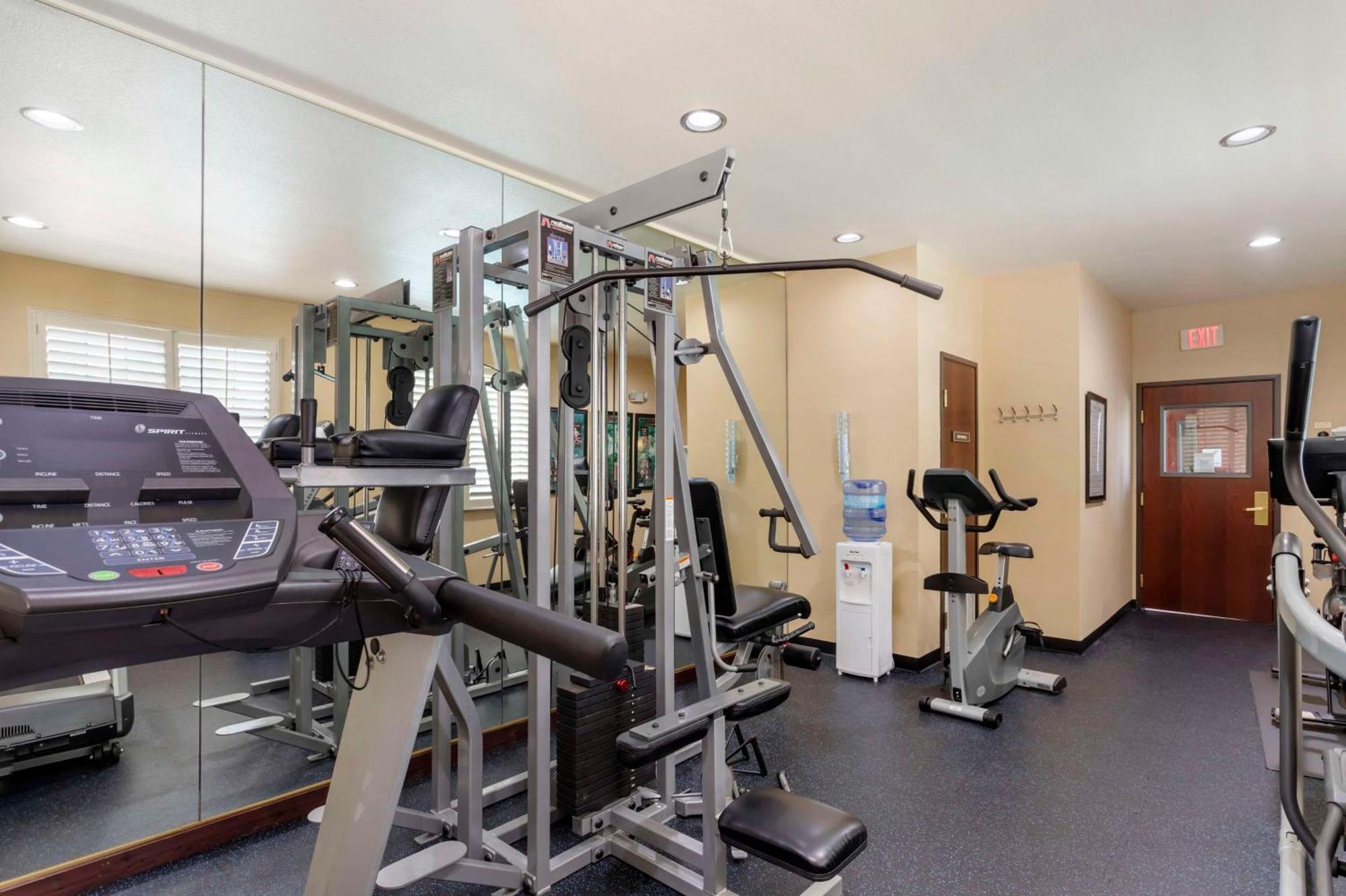 Best Western Plus Crown Colony Inn & Suites Lufkin Exterior foto