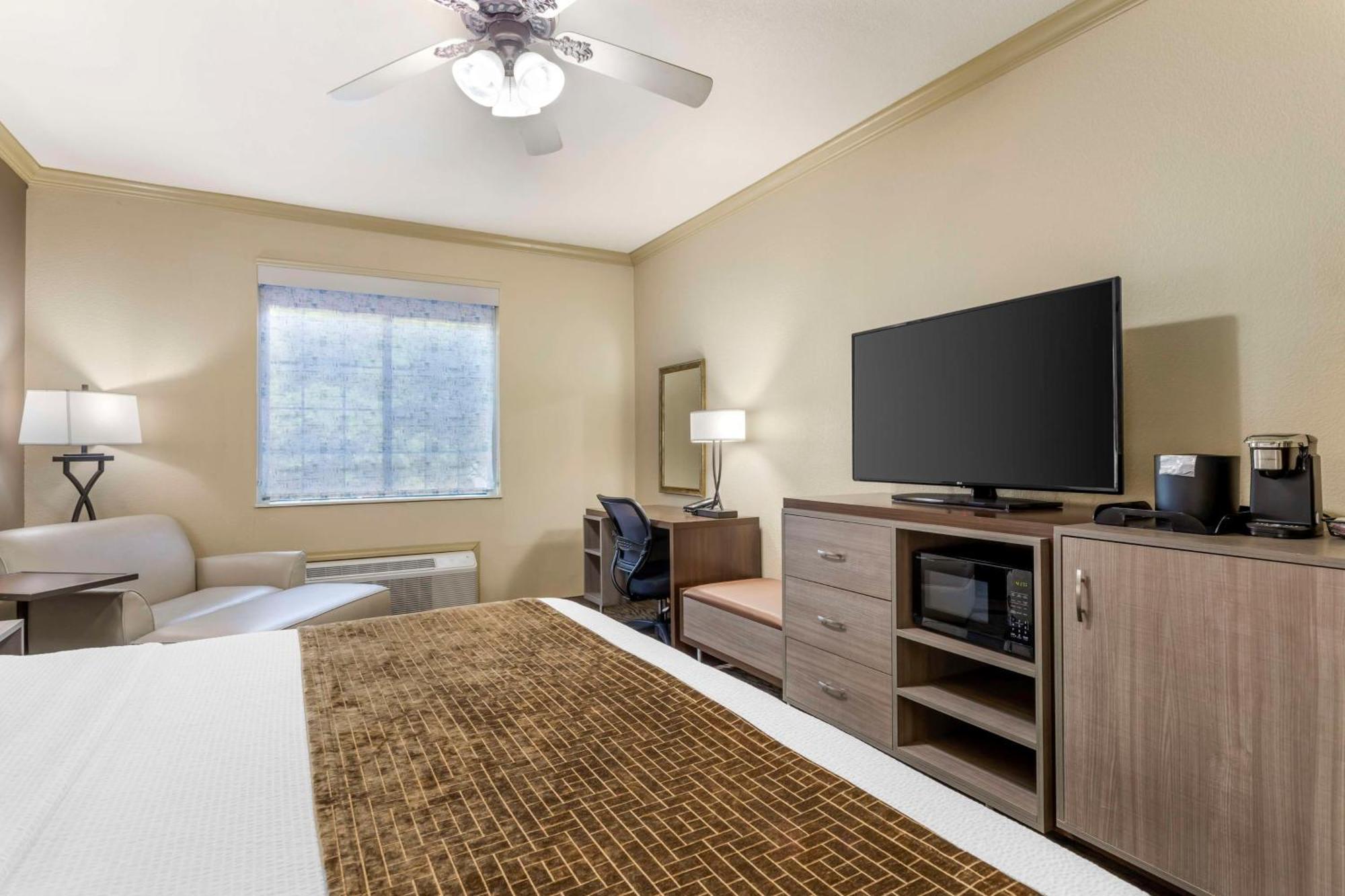 Best Western Plus Crown Colony Inn & Suites Lufkin Exterior foto