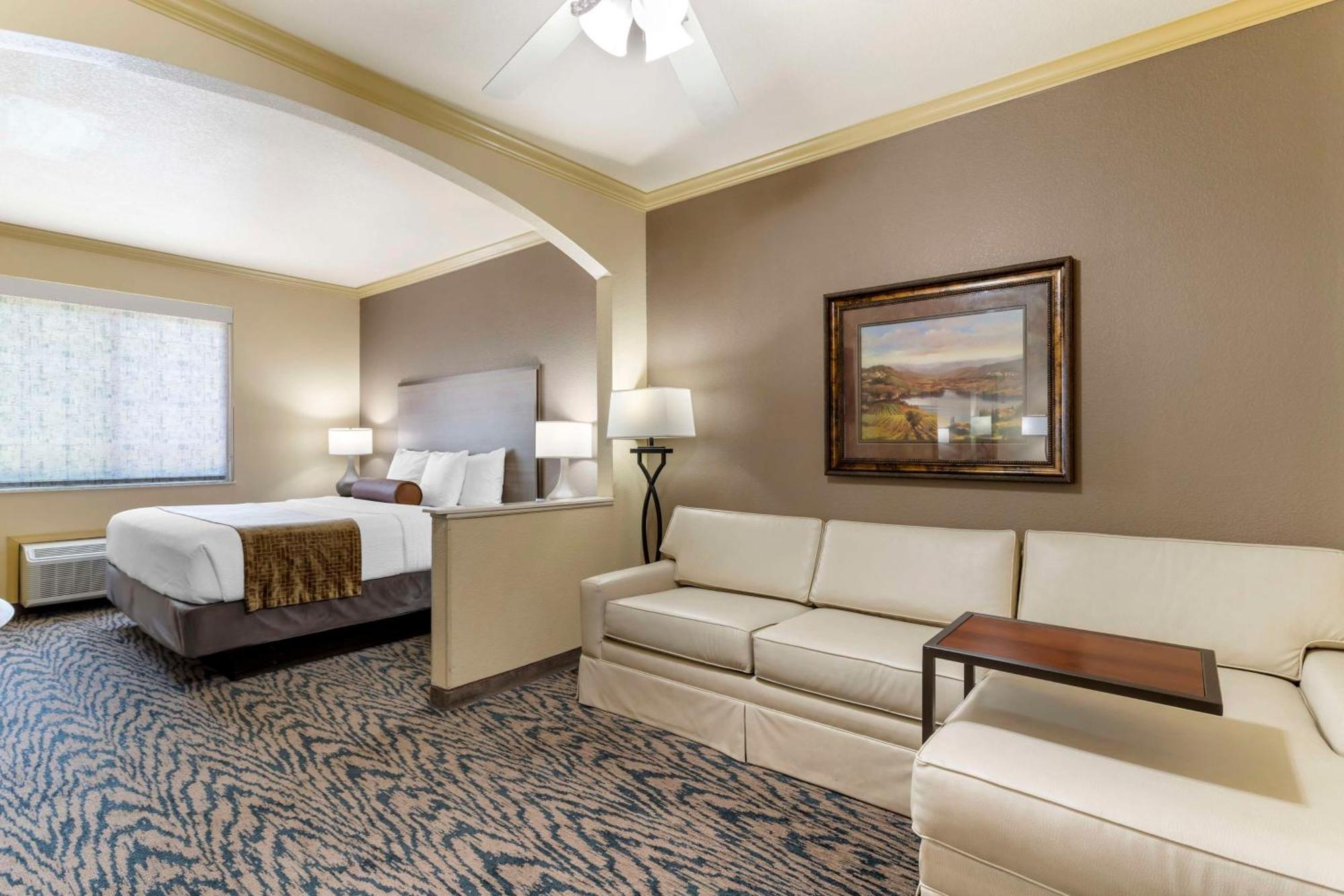 Best Western Plus Crown Colony Inn & Suites Lufkin Exterior foto