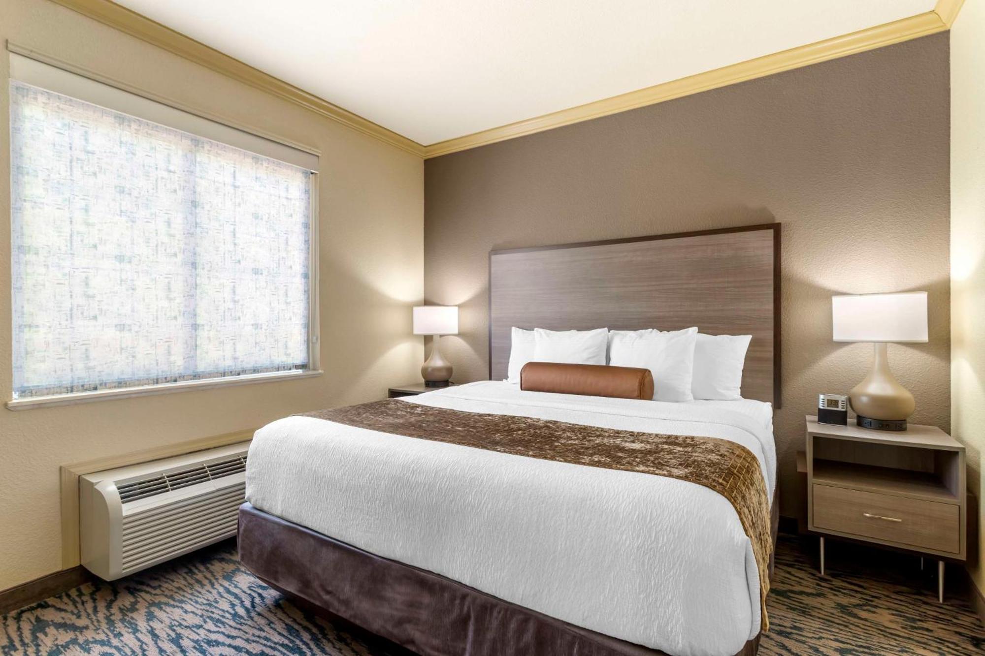 Best Western Plus Crown Colony Inn & Suites Lufkin Exterior foto