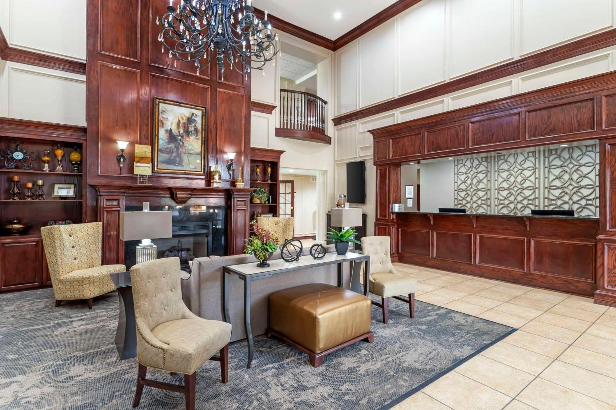 Best Western Plus Crown Colony Inn & Suites Lufkin Exterior foto