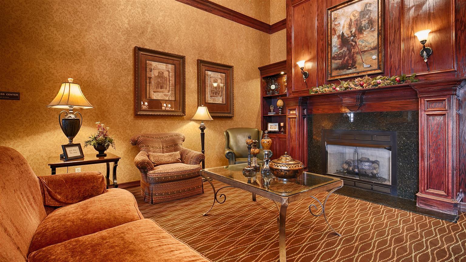 Best Western Plus Crown Colony Inn & Suites Lufkin Exterior foto