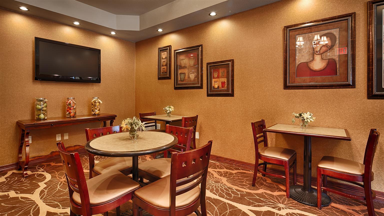 Best Western Plus Crown Colony Inn & Suites Lufkin Exterior foto