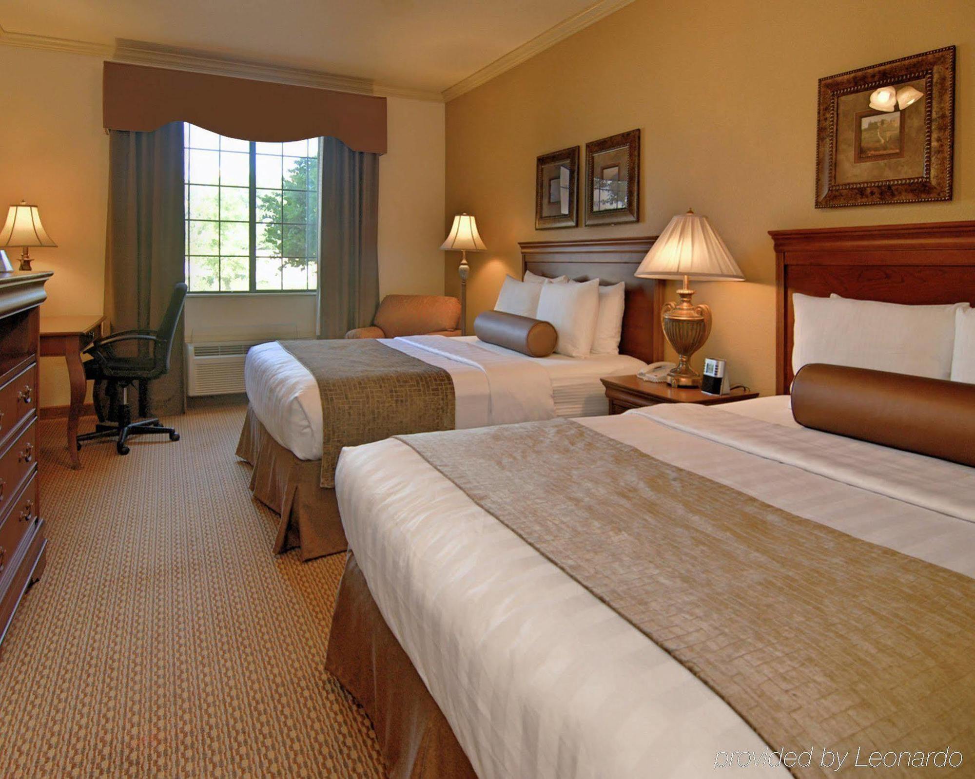 Best Western Plus Crown Colony Inn & Suites Lufkin Exterior foto