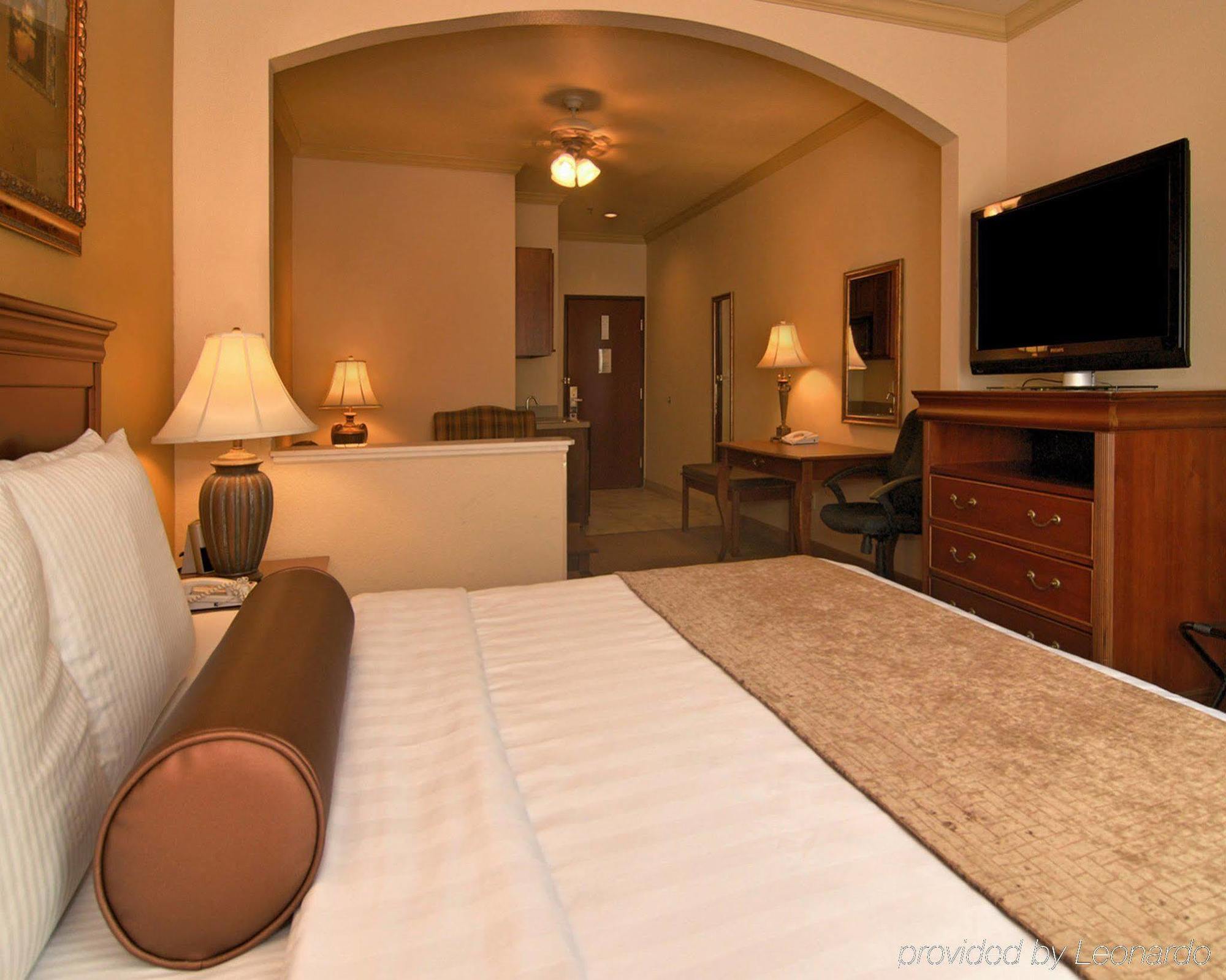 Best Western Plus Crown Colony Inn & Suites Lufkin Exterior foto
