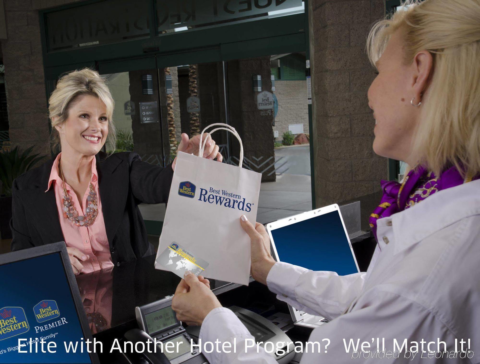 Best Western Plus Crown Colony Inn & Suites Lufkin Exterior foto