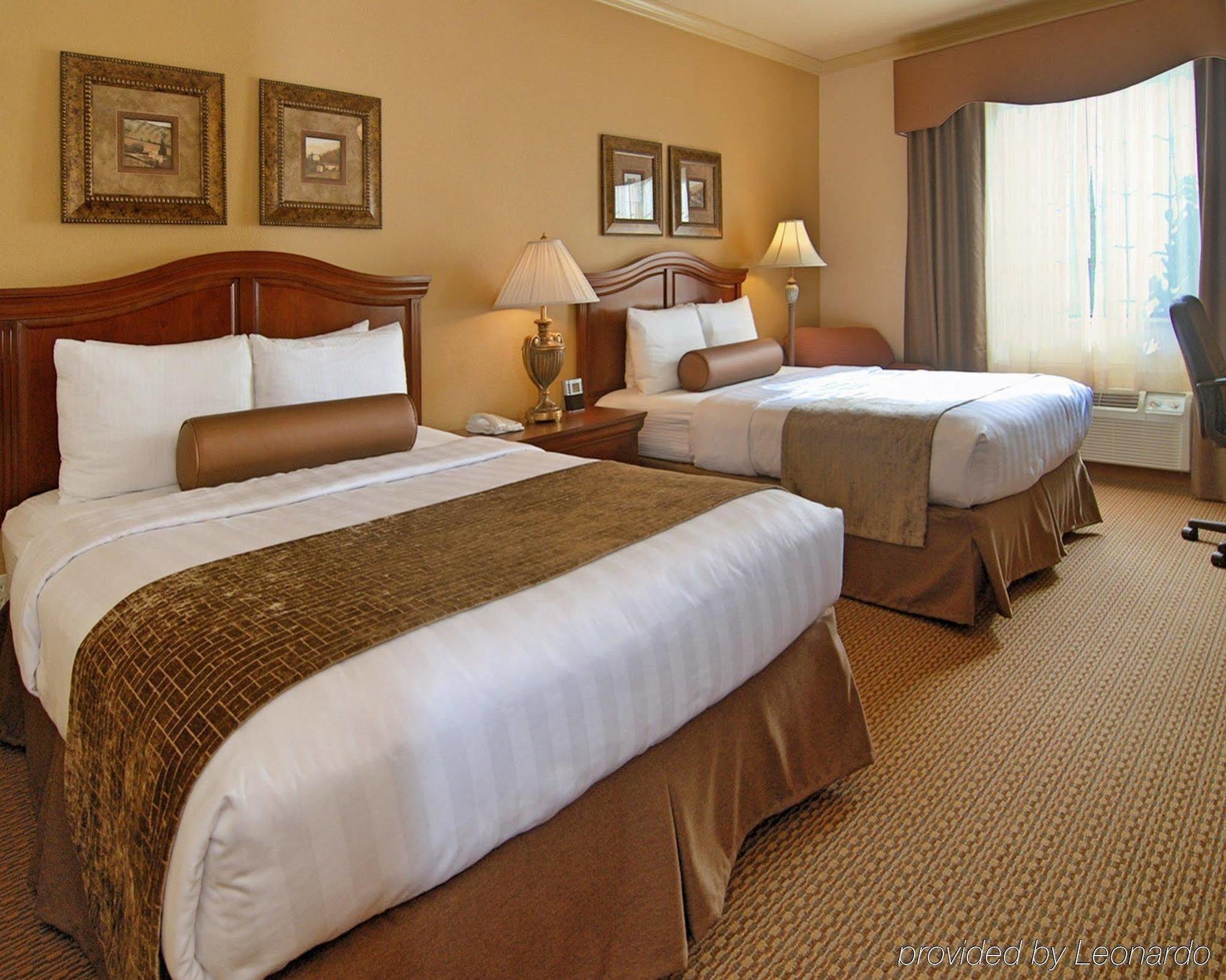 Best Western Plus Crown Colony Inn & Suites Lufkin Exterior foto